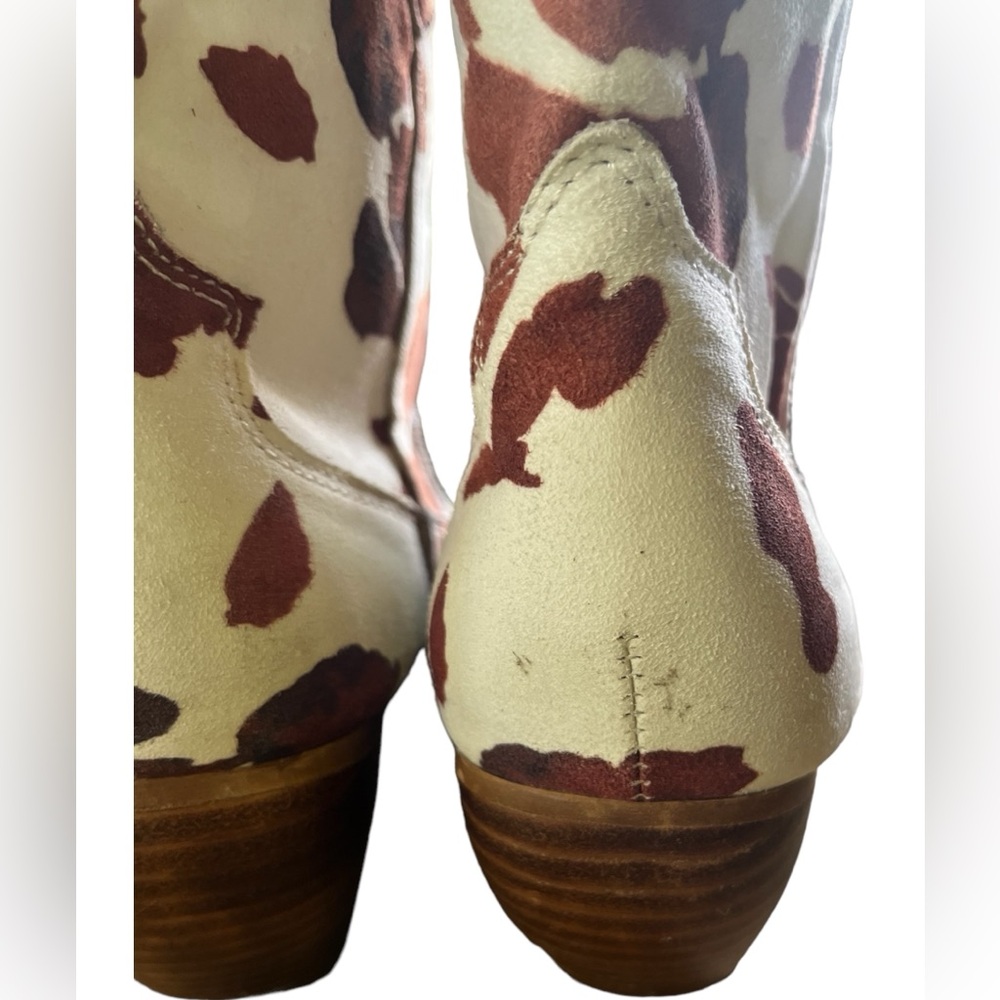 Revolve Brown and White Suede Cowgirl Boots Size 8 - Picture 7 of 14